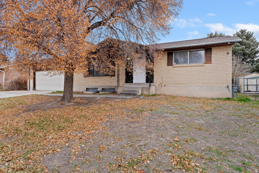 6925 S LEXINGTON DR West Jordan, UT 84084