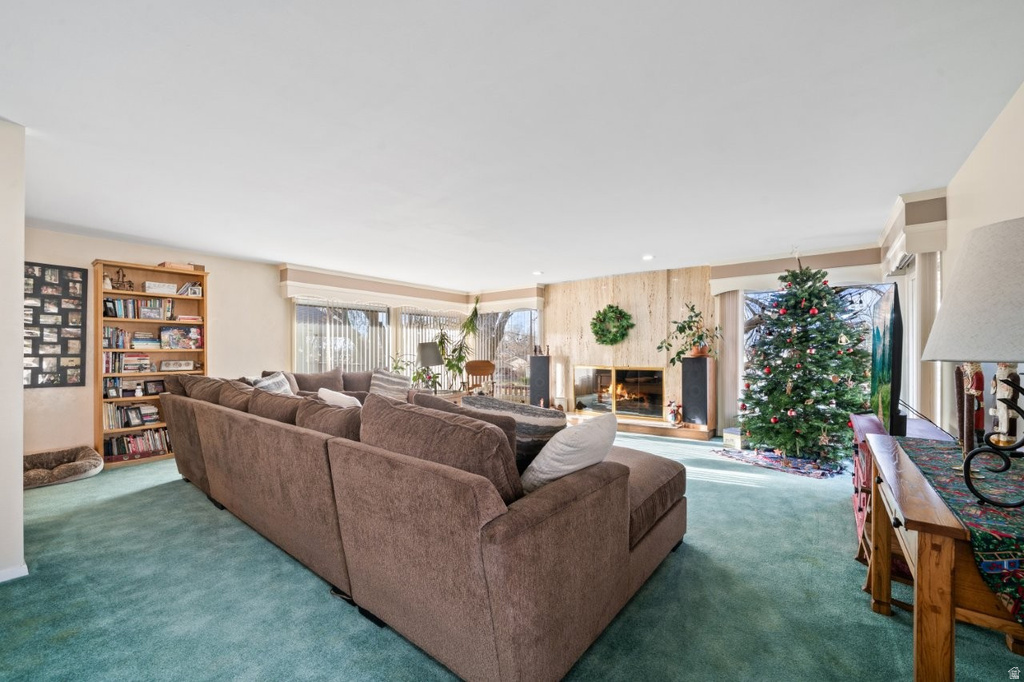 796 NANCY DR South Ogden, UT 84403