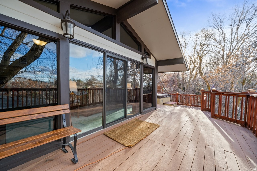 796 NANCY DR South Ogden, UT 84403