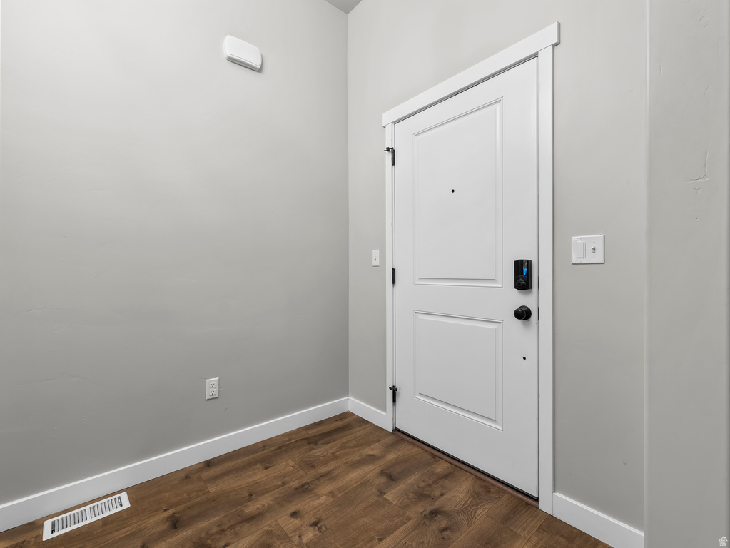 1077 S RED BARN VIEW DR Santaquin, UT 84655