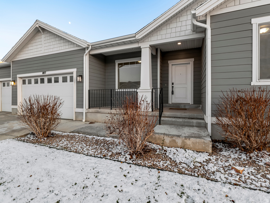 1077 S RED BARN VIEW DR Santaquin, UT 84655