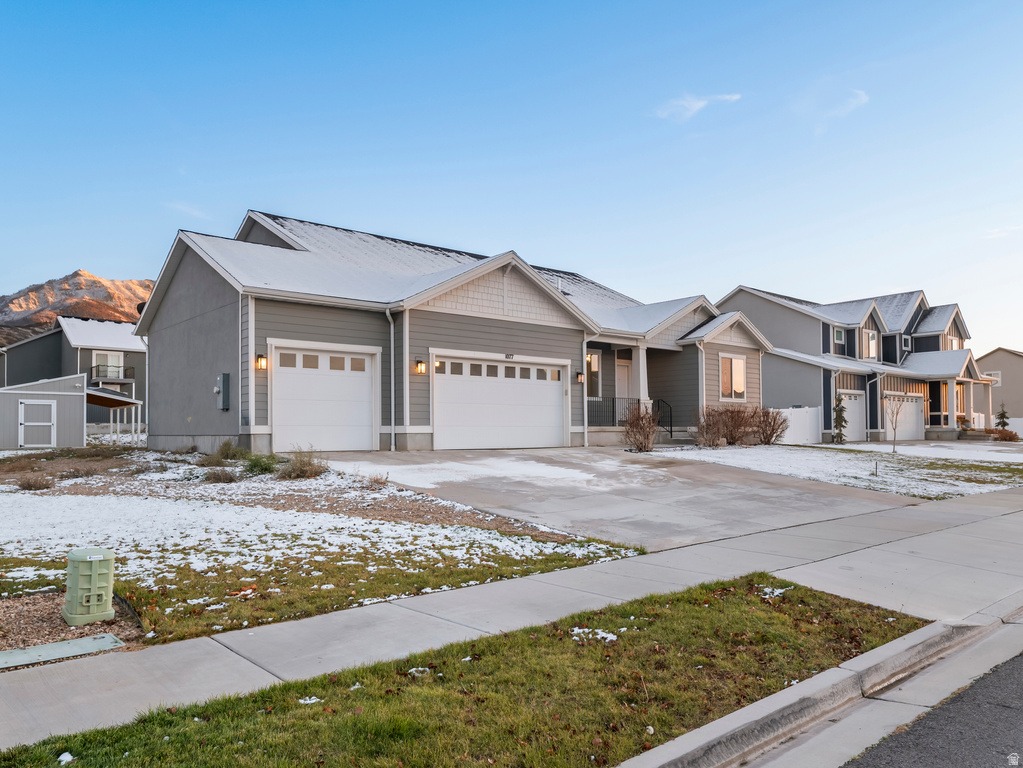 1077 S RED BARN VIEW DR Santaquin, UT 84655