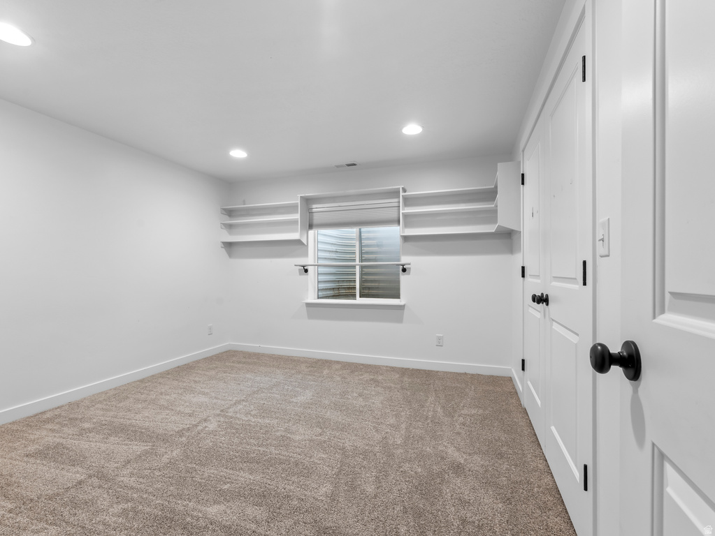 1077 S RED BARN VIEW DR Santaquin, UT 84655