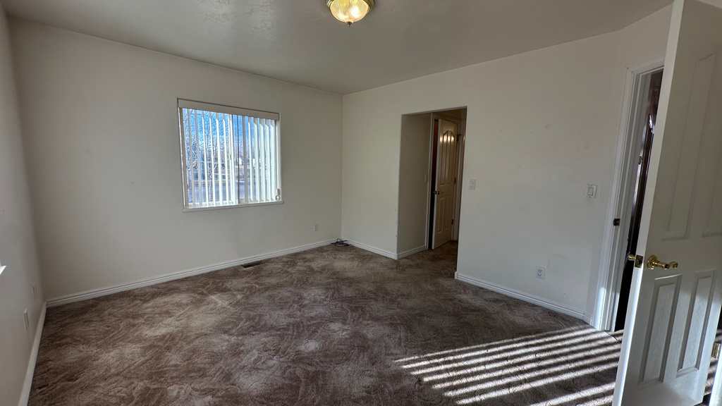 299 W 100 N Roosevelt, UT 84066