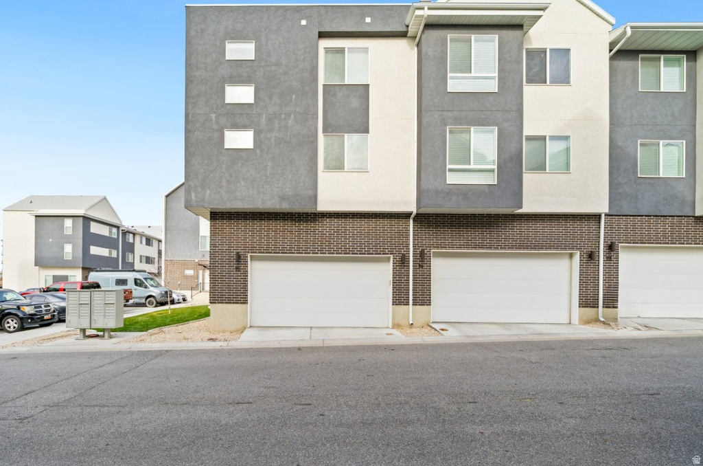 70 E WEEKES WAY Clearfield, UT 84015