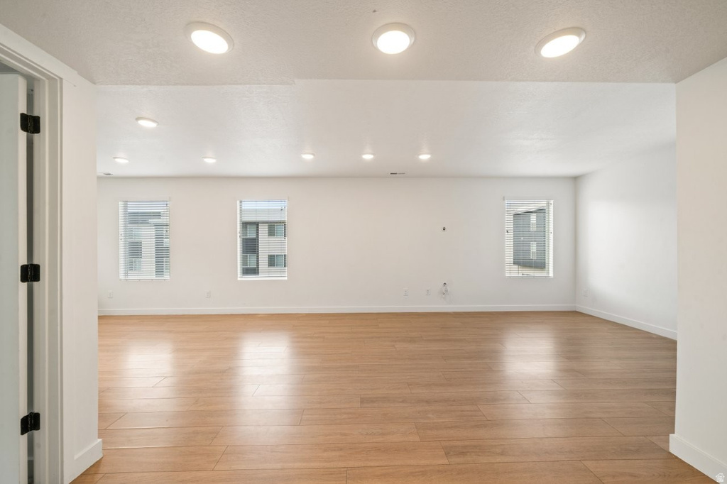 70 E WEEKES WAY Clearfield, UT 84015