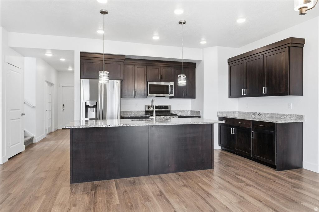 1290 E 480 S Hyrum, UT 84319