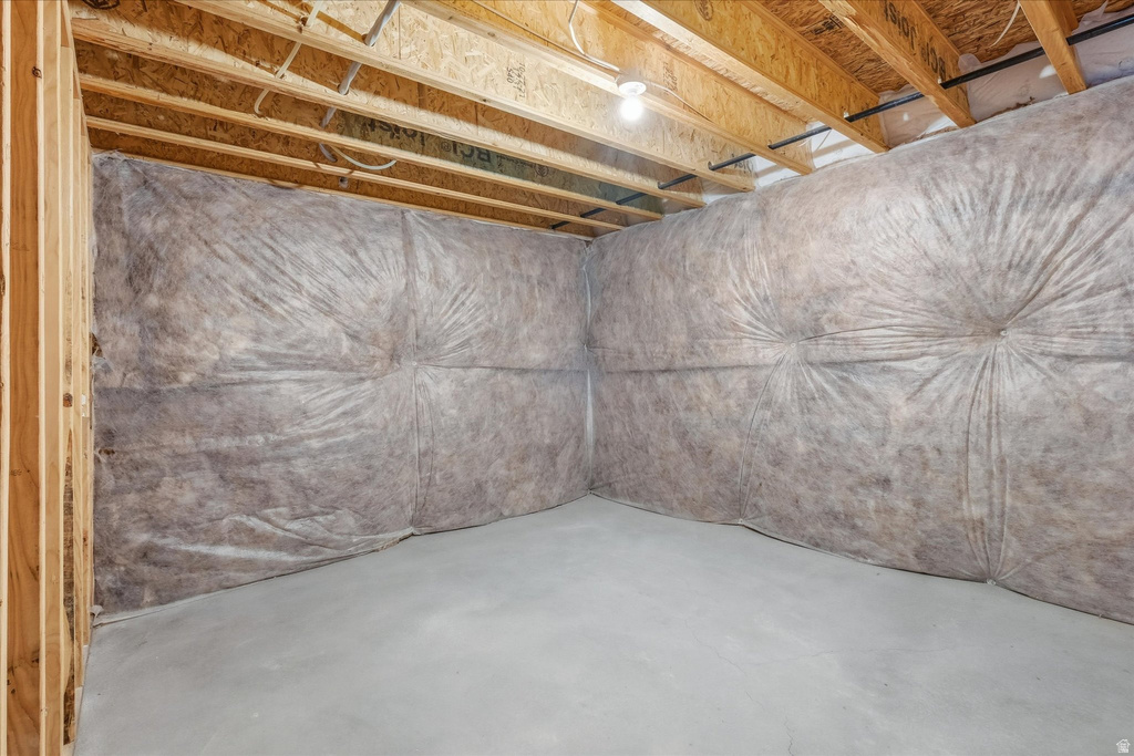 1290 E 480 S Hyrum, UT 84319