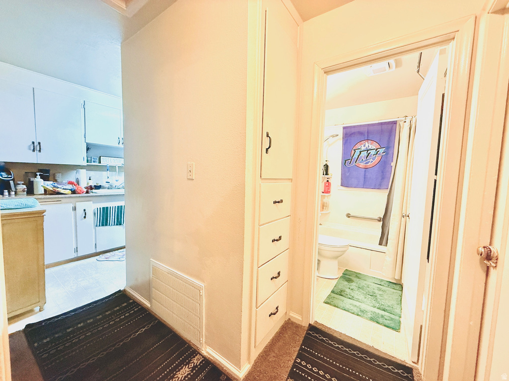 5315 S 1950 W Roy, UT 84067