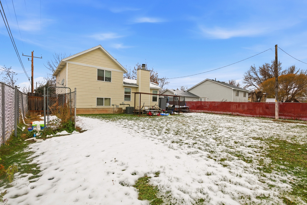960 N GRAMERCY Ogden, UT 84404