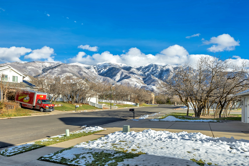 1712 E 2800 N Layton, UT 84040