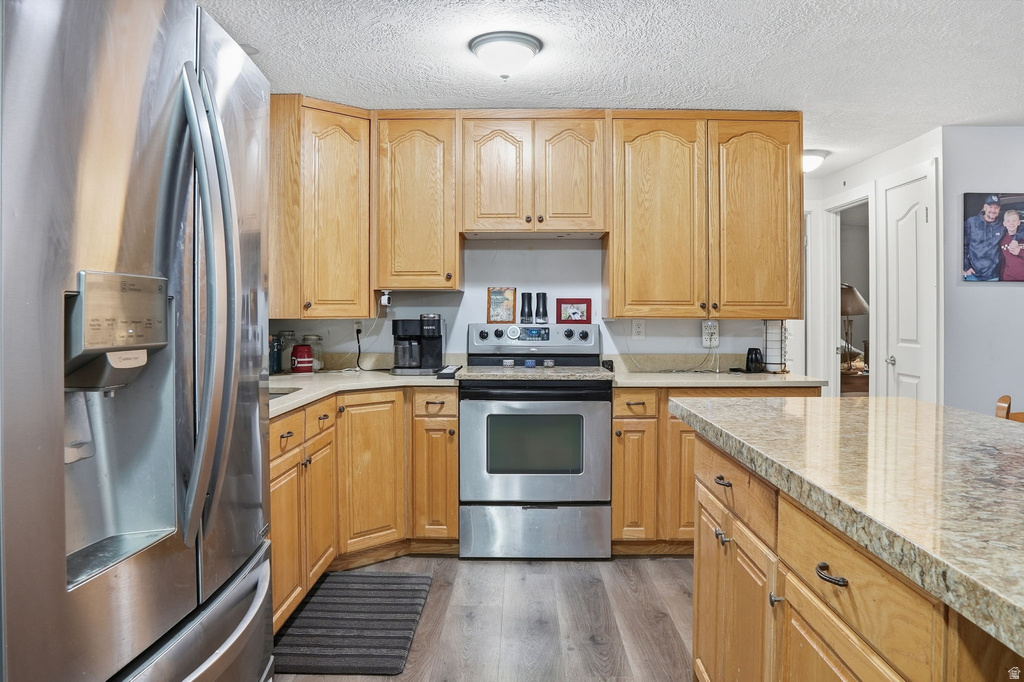 5758 S BENNION DR Taylorsville, UT 84129