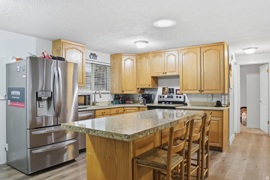 5758 S BENNION DR Taylorsville, UT 84129