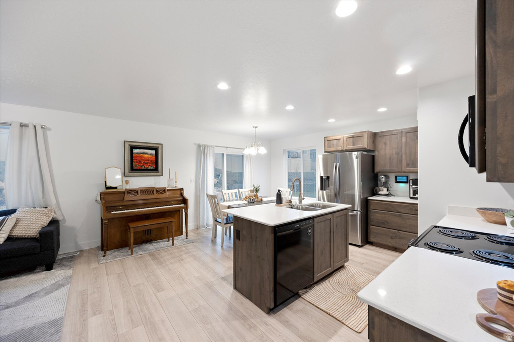 1698 S FREESTONE BLVD Santaquin, UT 84655