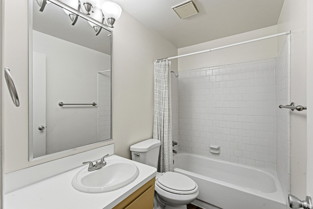 200 COBBLE CREEK RD North Salt Lake, UT 84054