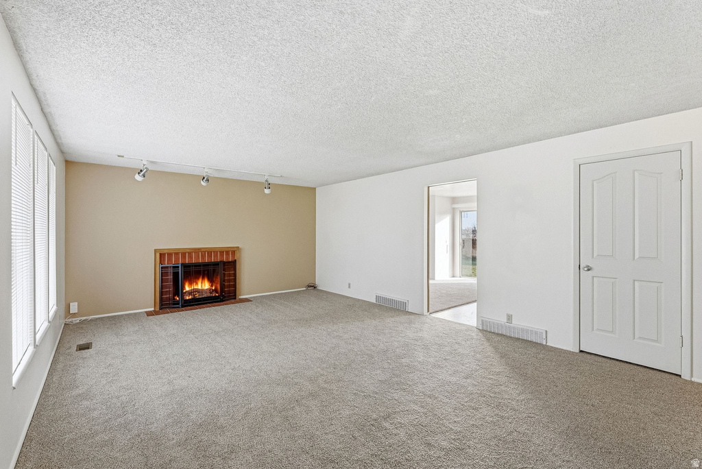 200 COBBLE CREEK RD North Salt Lake, UT 84054