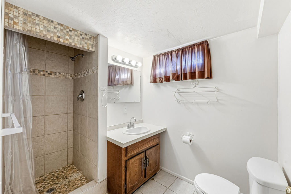 200 COBBLE CREEK RD North Salt Lake, UT 84054