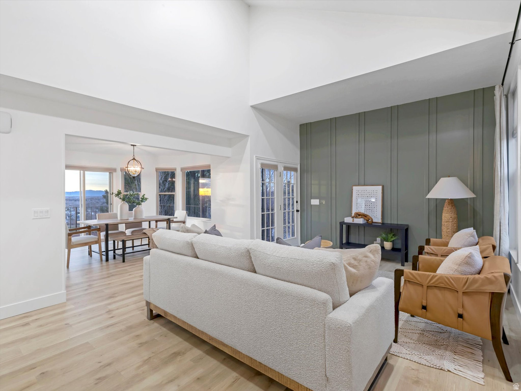 569 N VAN BUREN AVE Ogden, UT 84404