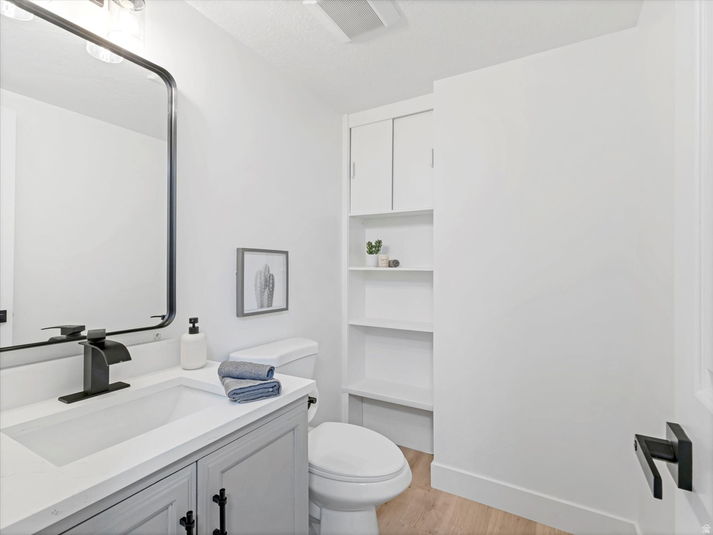 569 N VAN BUREN AVE Ogden, UT 84404