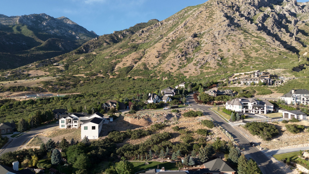 1563 E BOX ELDER DR Alpine, UT 84004