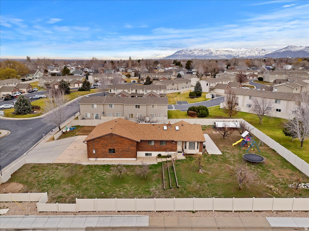 626 W 800 N Clinton, UT 84015