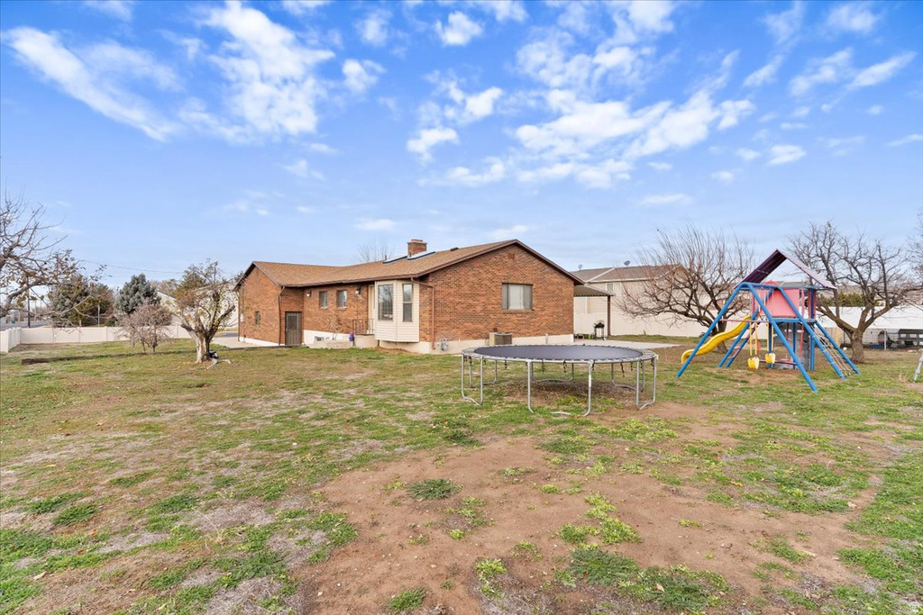 626 W 800 N Clinton, UT 84015