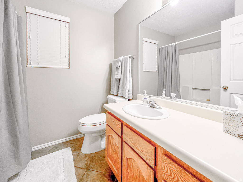 2051 W CANYON VIEW DR St George, UT 84770