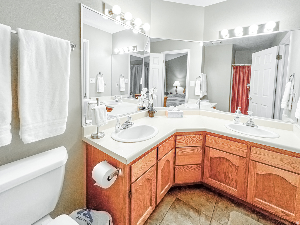 2051 W CANYON VIEW DR St George, UT 84770