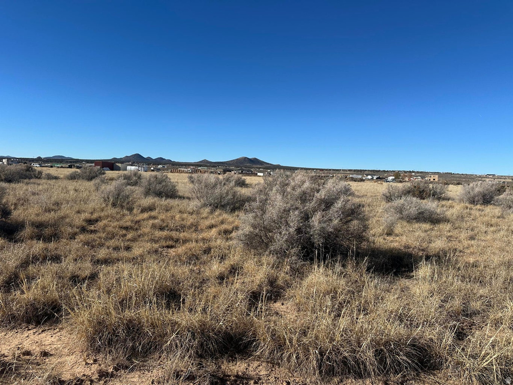 6267 N 3525 W Enoch, UT 84721