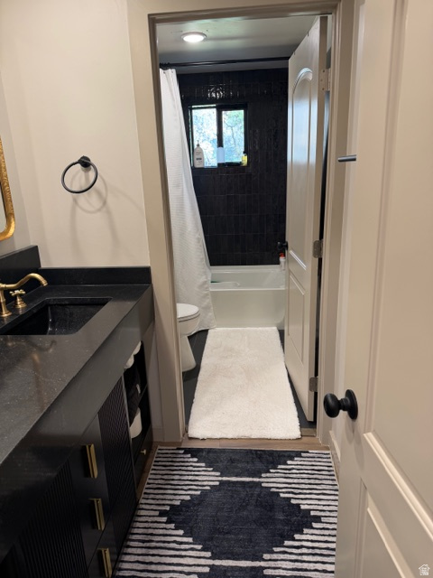 1335 E MILNE LN Cottonwood Heights, UT 84047