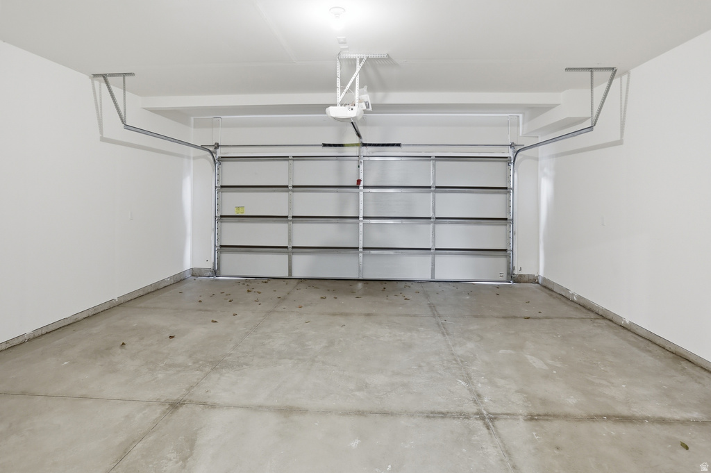 1255 S 985 E Ogden, UT 84404