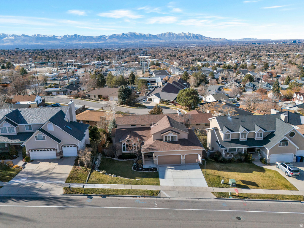 6958 S HOLLOW MILL DR Cottonwood Heights, UT 84121