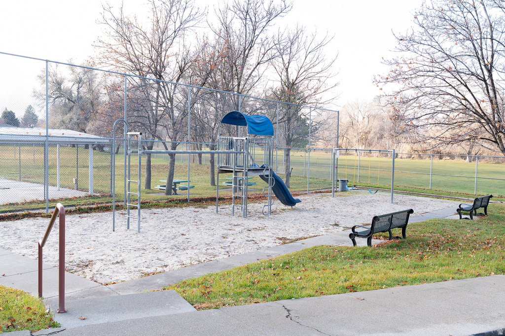 760 E THREE FOUNTAINS DR #110 Murray, UT 84107