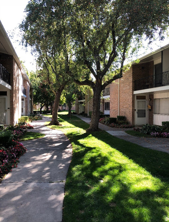 760 E THREE FOUNTAINS DR #110 Murray, UT 84107