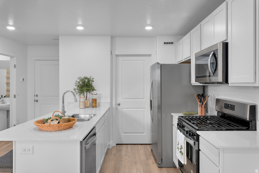 4261 N BUCKSTONE WAY #1370 Lehi, UT 84048