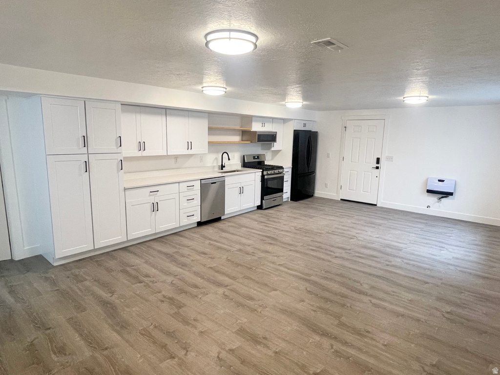 1884 TOWN AND COUNTRY RD Springville, UT 84663