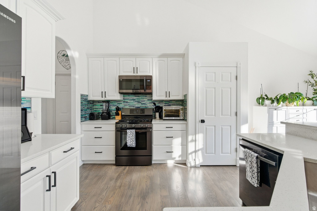 1884 TOWN AND COUNTRY RD Springville, UT 84663