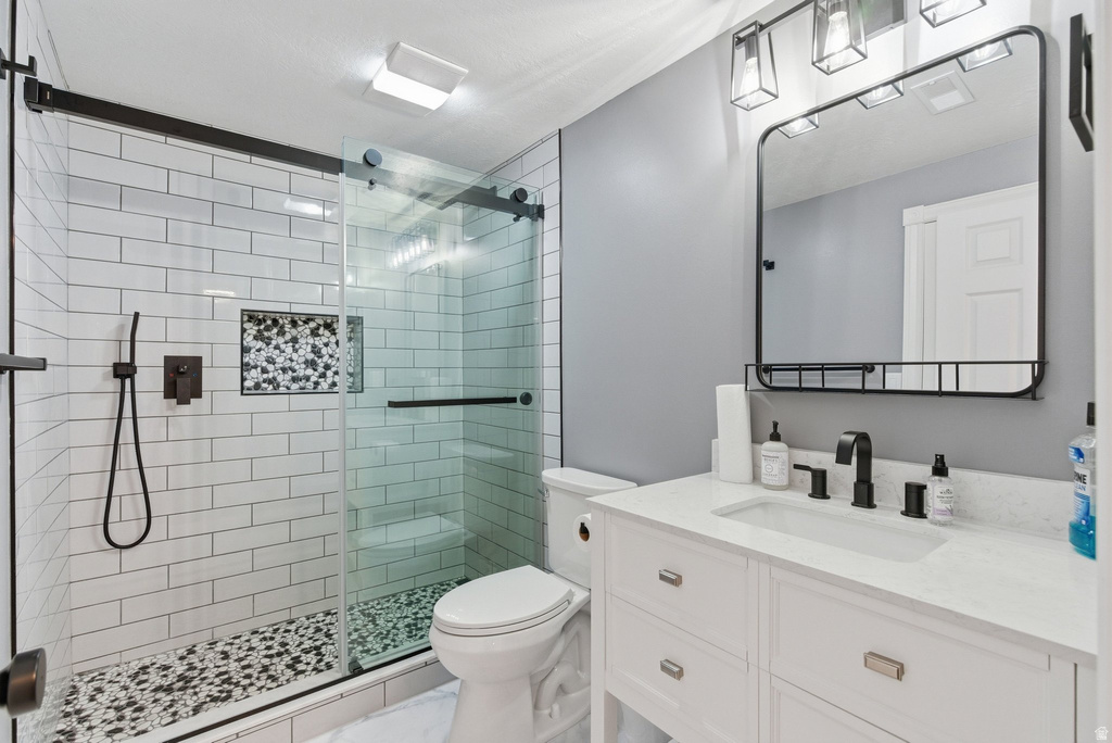 1884 TOWN AND COUNTRY RD Springville, UT 84663