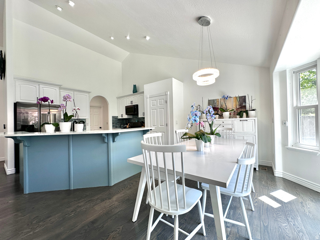 1884 TOWN AND COUNTRY RD Springville, UT 84663