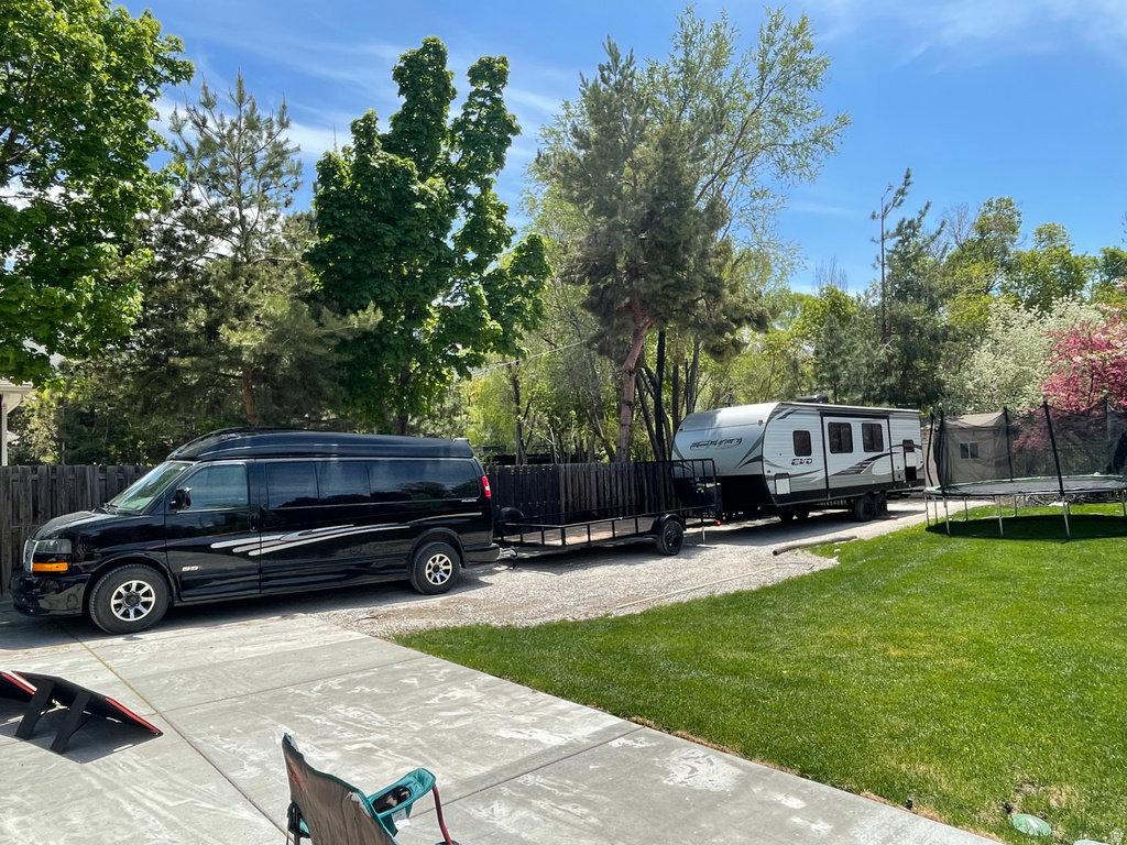 1884 TOWN AND COUNTRY RD Springville, UT 84663