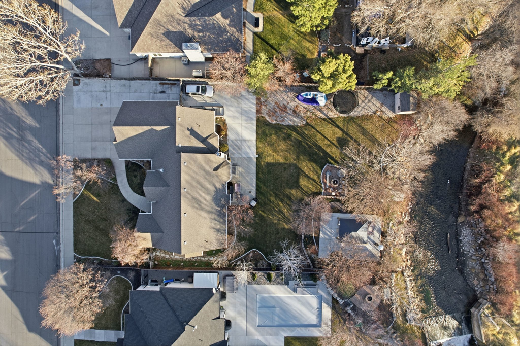 1884 TOWN AND COUNTRY RD Springville, UT 84663