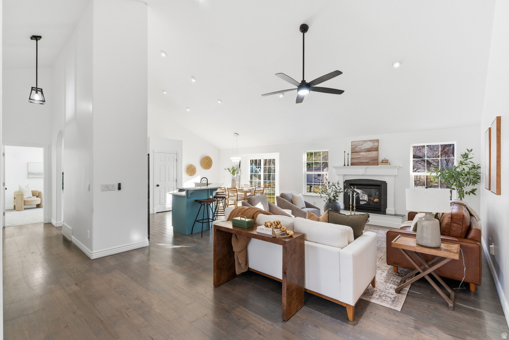 1884 TOWN AND COUNTRY RD Springville, UT 84663