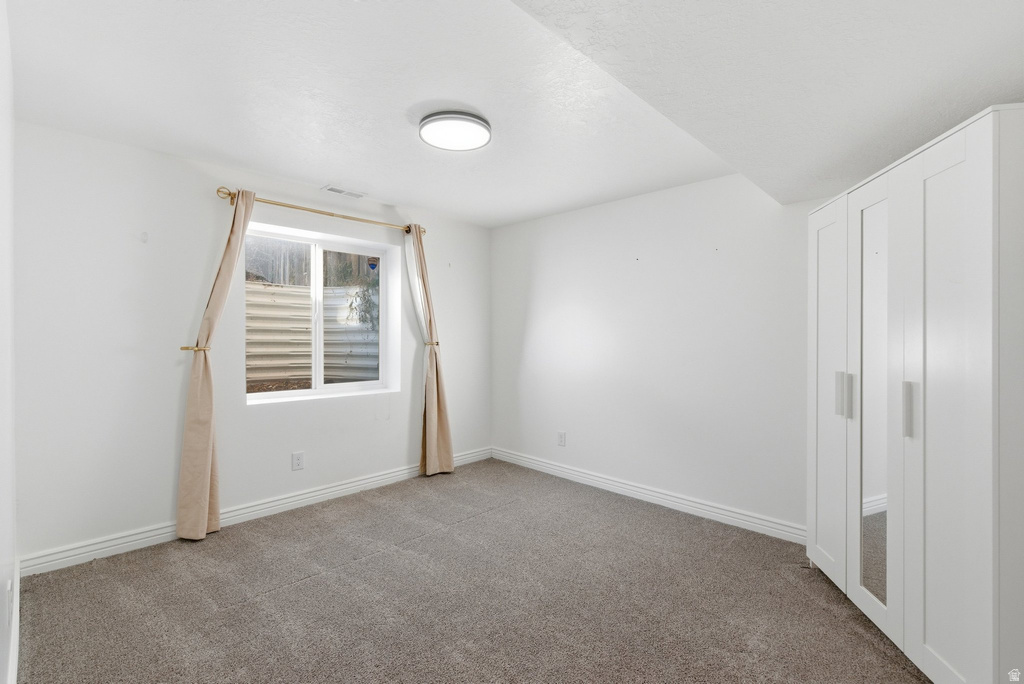 1884 TOWN AND COUNTRY RD Springville, UT 84663