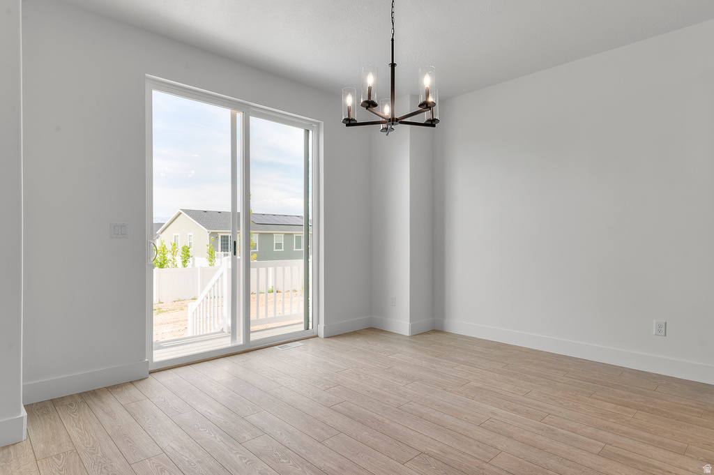 3036 W 2600 N Clinton, UT 84015