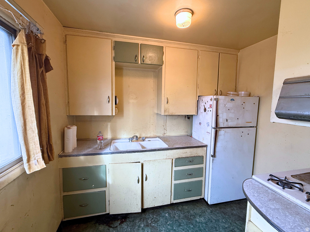 3831 ORCHARD AVE Ogden, UT 84403