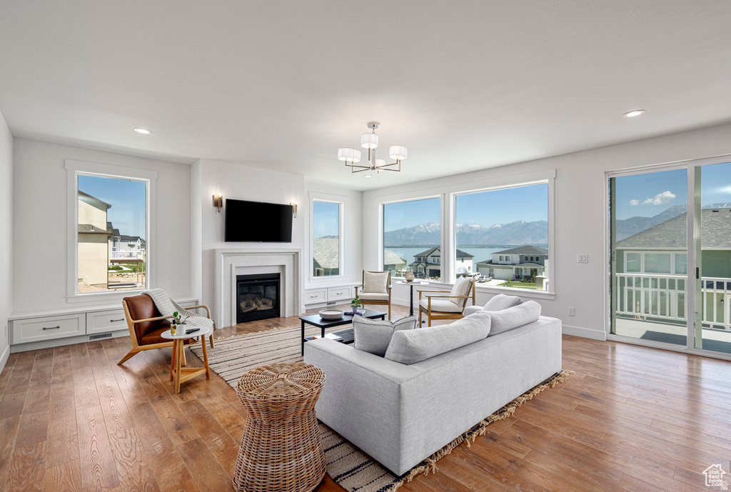 7641 S FLATTOP MOUNT DR West Jordan, UT 84081