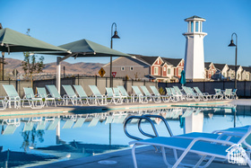 458 N TRIDENT DR Saratoga Springs, UT 84045