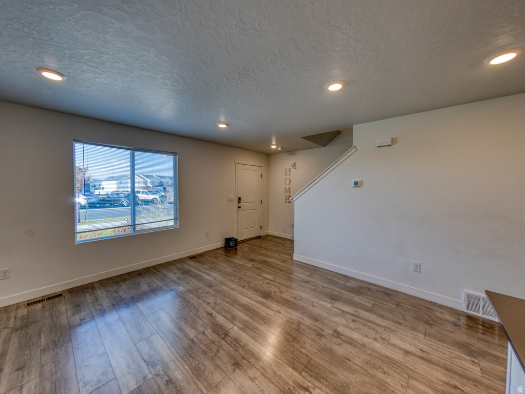 458 N TRIDENT DR Saratoga Springs, UT 84045