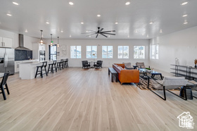 458 N TRIDENT DR Saratoga Springs, UT 84045