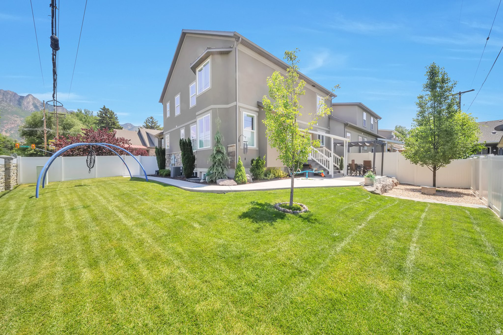 5608 S DUNETREE LN Holladay, UT 84121
